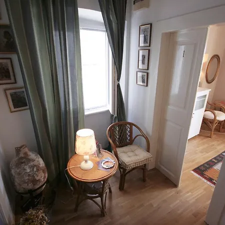 ゲストハウス Tedeschi コルチュラ