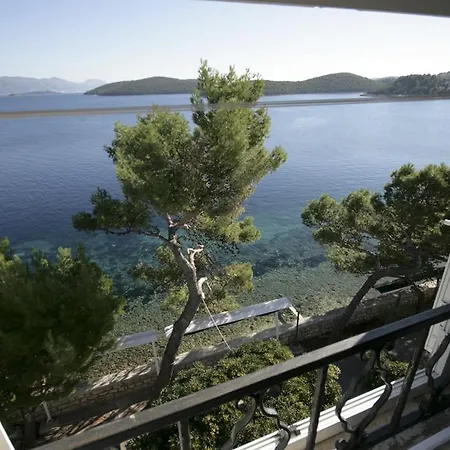 Tedeschi ゲストハウス 3*