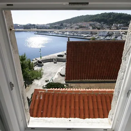 Tedeschi ゲストハウス コルチュラ